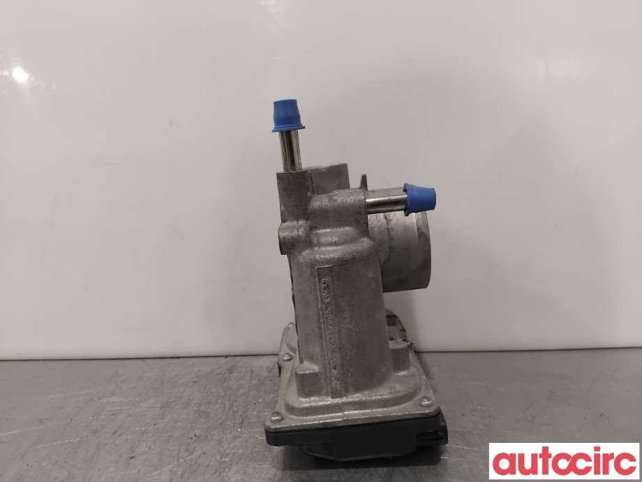 Spjeldhus til Toyota Yaris 2012-2014 (Type III, Fase 1)  (TOYOTA|2203047040||22030-47040)