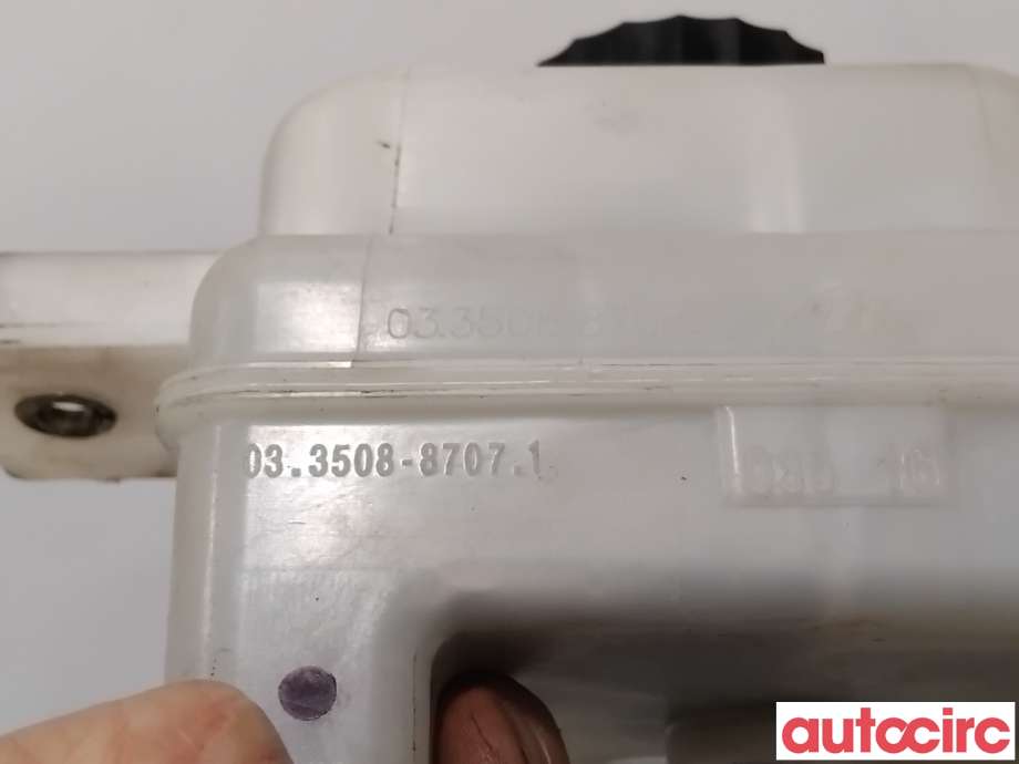 Diverse deler til Toyota Yaris 2012-2014 (Type III, Fase 1)  (TOYOTA|472200D180|033508-87071|)