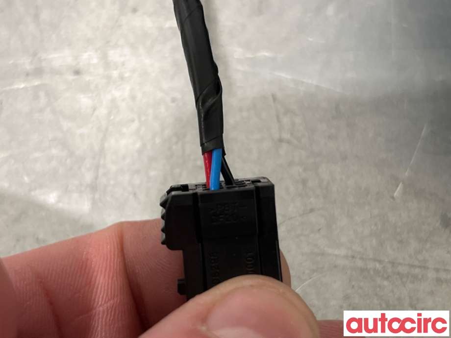 Baklykt venstre indre til Peugeot 308 2013-2021 (Type II)  (PEUGEOT|9677818380|81260101)