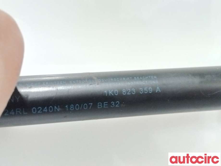 Panserdemper til VW Golf V, Combi 2003-2008  (VOLKSWAGEN|1K0823359A|)
