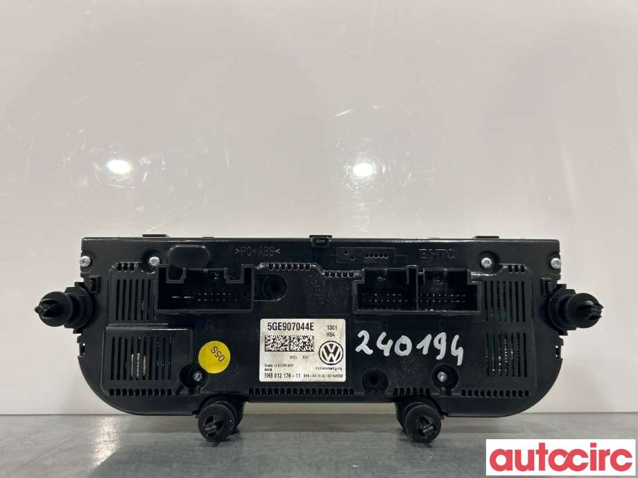 Varmeapparat betjening til VW Passat 2015-2019 (Fase 1) (B8) (B8) (VOLKSWAGEN|5GE907044AL)