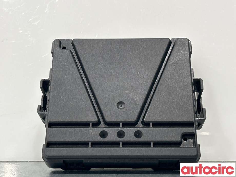 Diverse deler til VW Passat 2015-2019 (Fase 1) (B8) (B8) (VOLKSWAGEN|5QE907530D)