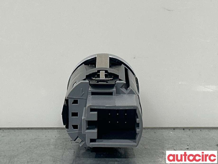 Bryter start/stopp til VW Passat 2015-2019 (Fase 1) (B8) (B8) (VOLKSWAGEN|3G1959839)