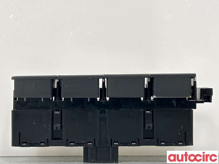 Bryter diverse til VW Passat 2015-2019 (Fase 1) (B8) (B8) (VOLKSWAGEN|3G0927137AG)