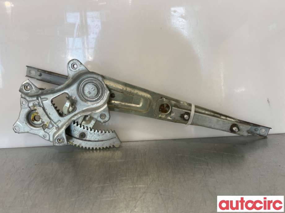 Ruteheis til Mitsubishi ASX 2010-2019  (MITSUBISHI|5743A177|)