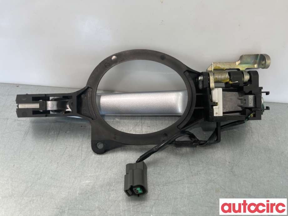 Dørhåndtak utv høyre foran til Mitsubishi ASX 2010-2019  (MITSUBISHI|5716A014HB||80610W020P)