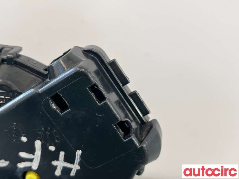 Låsekasse høyre foran til Toyota RAV4 2009-2013 (Type III, Fase 2)  (TOYOTA|6903042221||6903042220)