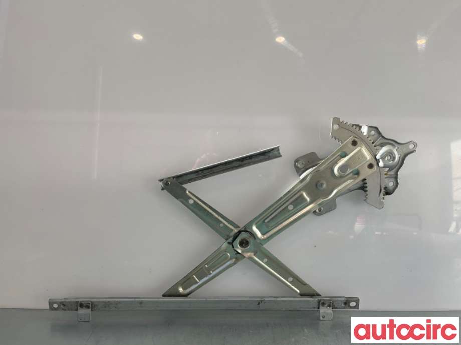 Ruteheis til Mitsubishi Lancer 2008-2017 (MITSUBISHI|5713A125|)