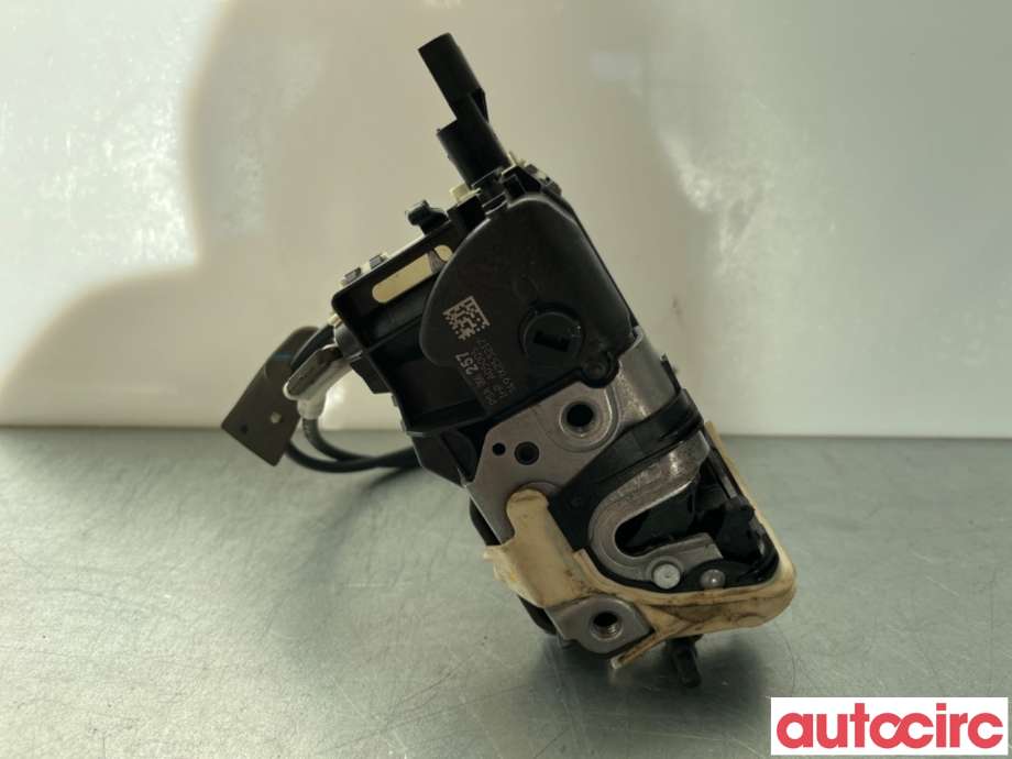 Låsekasse høyre foran til Peugeot 508 2011-2014 (Type I, Fase 1)  (PEUGEOT|9136GZ|PSA006257|9819263180)