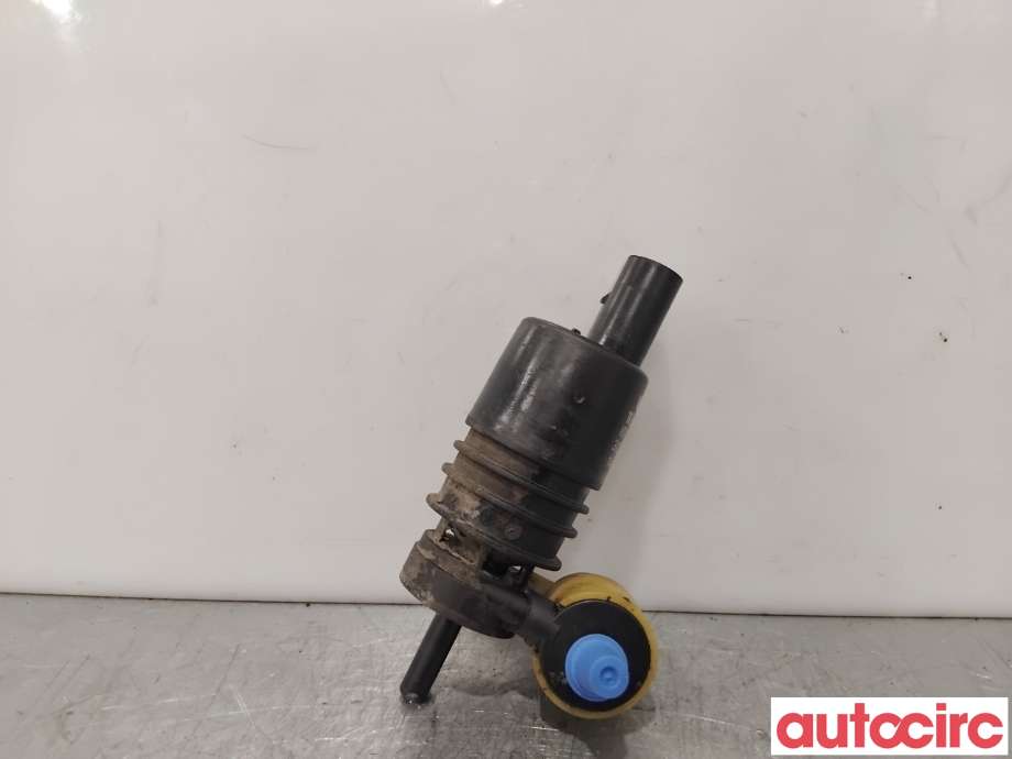 Spylerpumpe foran til VW Passat 2011-2015 (B7) (B7) (VOLKSWAGEN|1K6955651|)