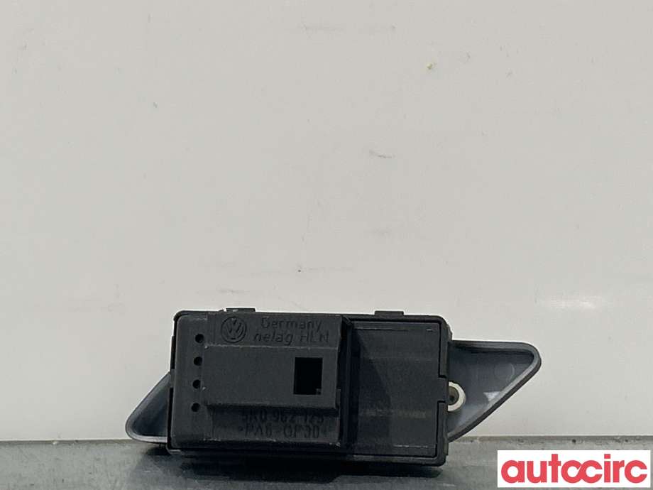 Diverse deler til VW Golf VI 2008-2012  (VOLKSWAGEN|5K0962125)