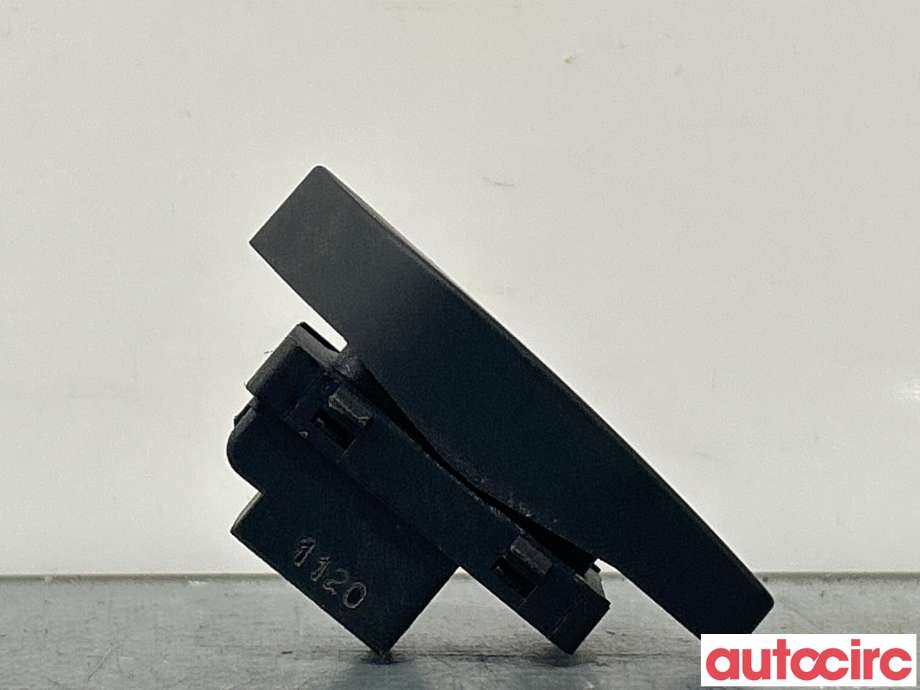 Diverse deler til VW Golf VI 2008-2012  (VOLKSWAGEN|5K0962125)