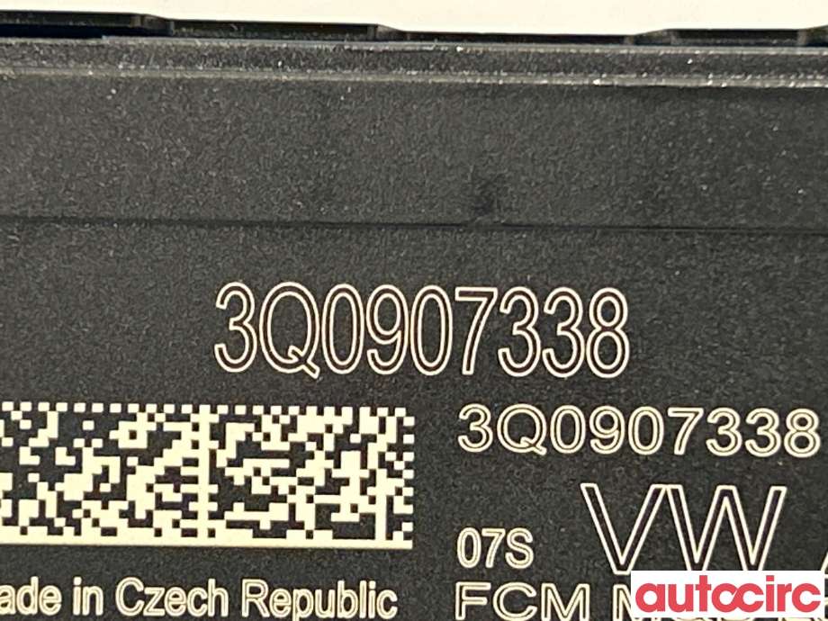 Styreenhet diverse til Škoda Superb 2015-->> (Type III)  (SKODA|3Q0907338)