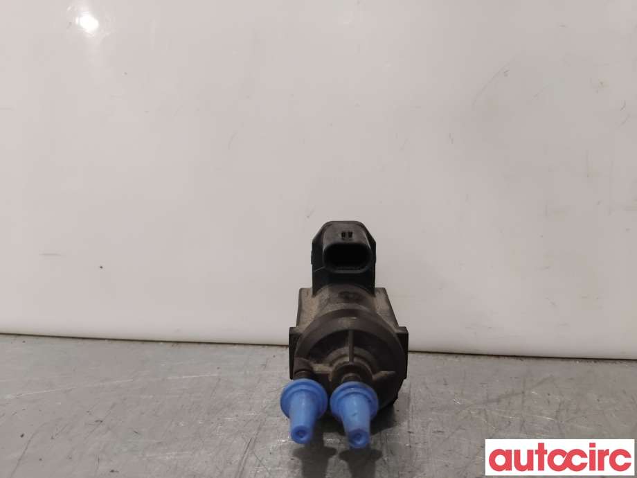 Vakuumventil til BMW 5-Serie 2010-2017 (F10/F11) (F10/F11) (BMW|11748570591|70478502|8570591)