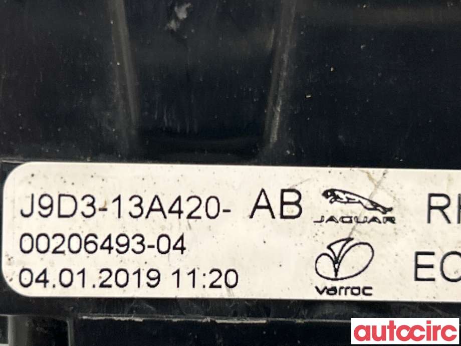 Baklykt høyre til Jaguar I-PACE 2018-->>  (JAGUAR|T4K1828)
