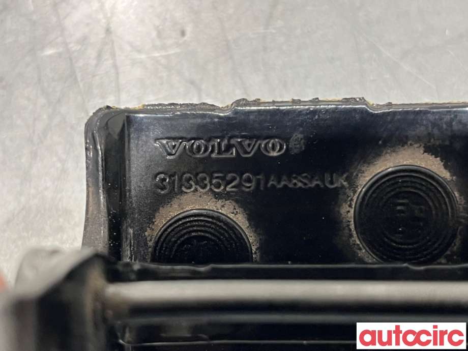 Hengsler til Volvo V40 2012-2019  (VOLVO|31335492||31335291)