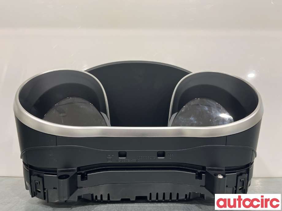 Instrumentpanel til Mercedes C-Klasse 2014-2018 (Fase 1) (W205) (W205) (MERCEDES|A2059000918|A2059002827)
