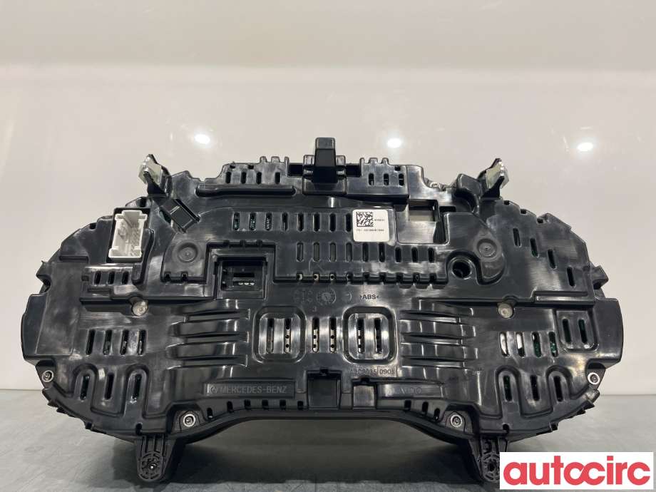 Instrumentpanel til Mercedes C-Klasse 2014-2018 (Fase 1) (W205) (W205) (MERCEDES|A2059000918|A2059002827)