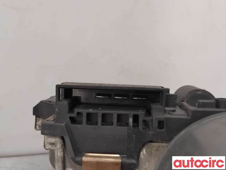 Viskermotor frontrute til Mercedes E-Klasse 2006-2009 (Fase 2) (W211) (W211) (MERCEDES|A2118201340|0390241830|2118201340)