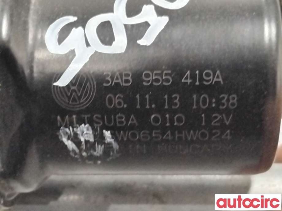 Viskermotor frontrute til VW Passat 2011-2015 (B7) (B7) (VOLKSWAGEN|3AB955023A|A9675-447)