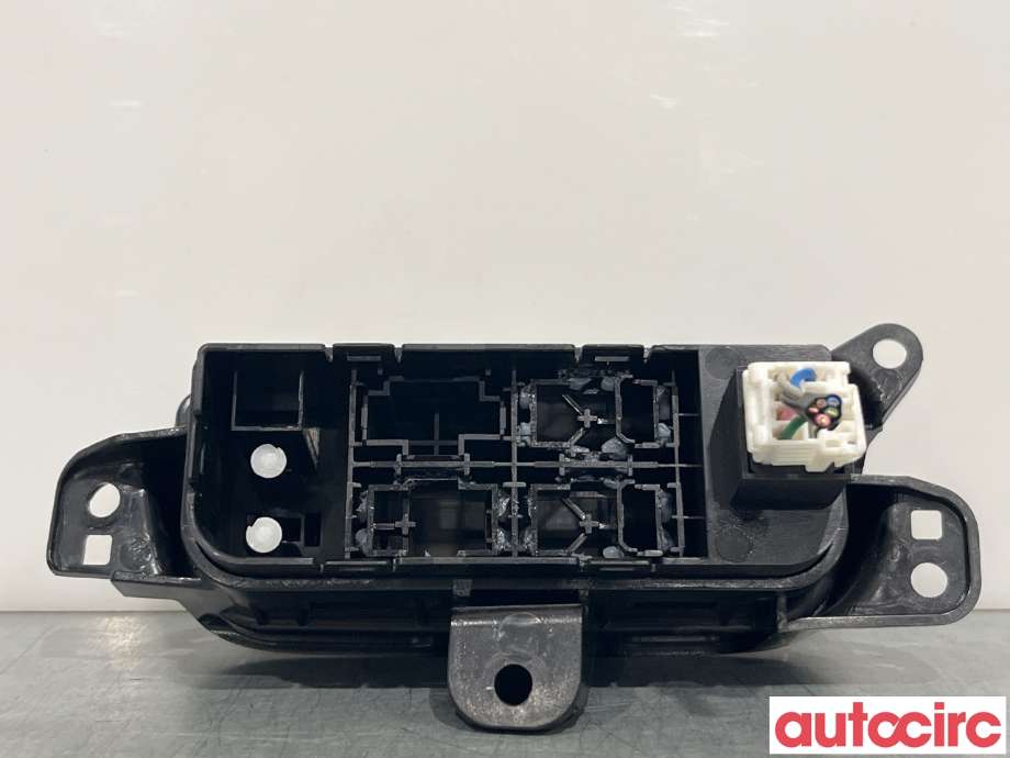 Bryter diverse til Hyundai Veloster 2011-2015  (HYUNDAI|933002V2704X)