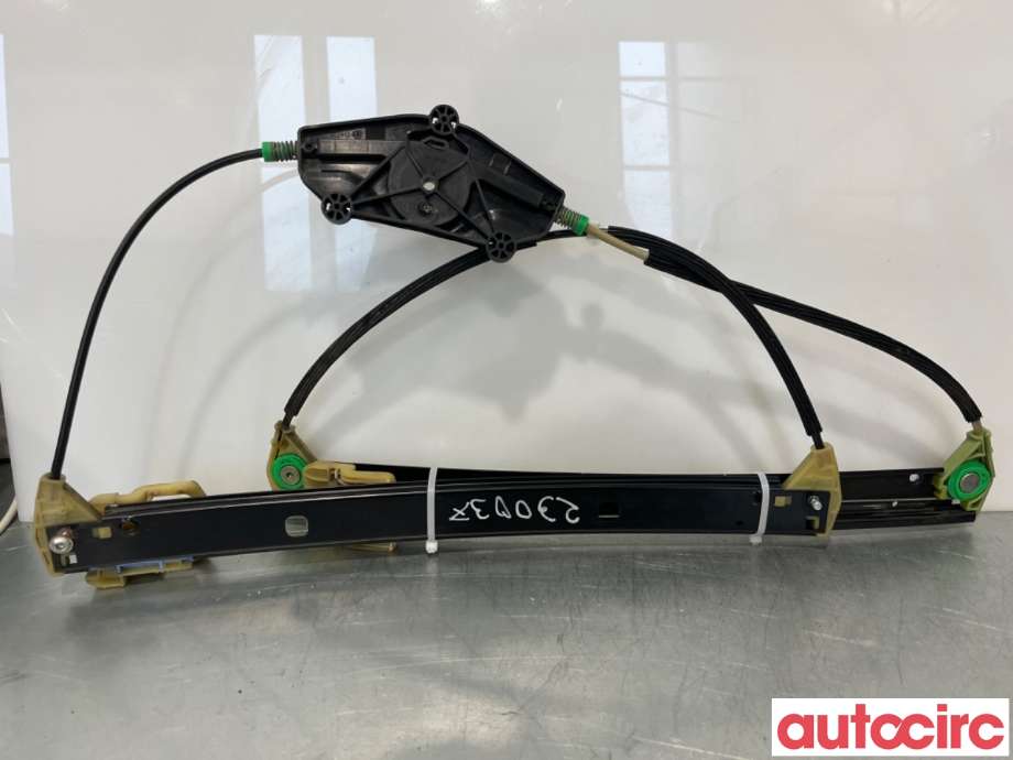 Ruteheis til Audi A4 2007-2014 (Type IV) (B8) (B8) (AUDI|8K0837461|1021-79810-101|8K0837461C)