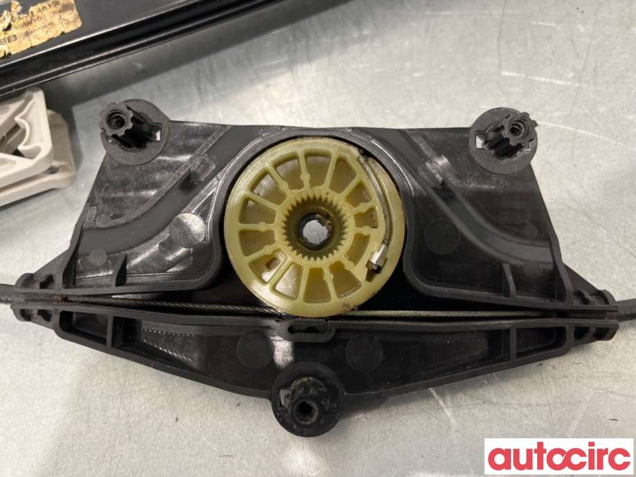Ruteheis til Audi A4 2007-2014 (Type IV) (B8) (B8) (AUDI|8K0839461A||8K0839461C)