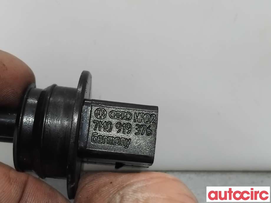 Diverse deler til VW Golf VI 2008-2012  (VOLKSWAGEN|7M0919376|)