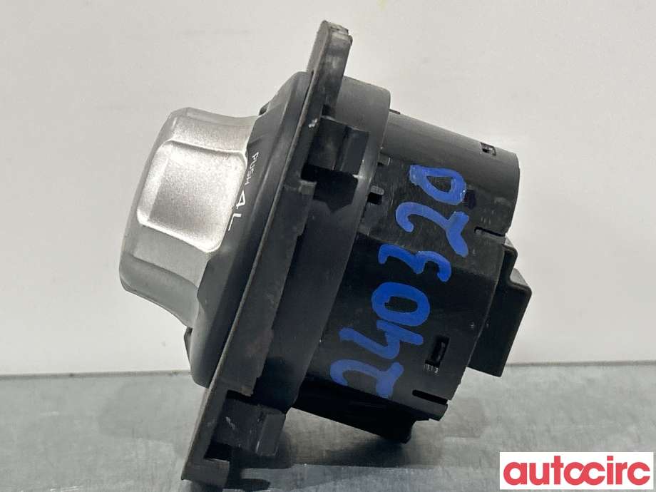 Bryter diverse til Isuzu D-Max 2017-2020 (Type II, Fase 2)  (ISUZU|8980580762)