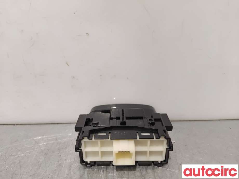 Bryter diverse til Toyota Corolla 2019-->>  (TOYOTA|8497002310|)