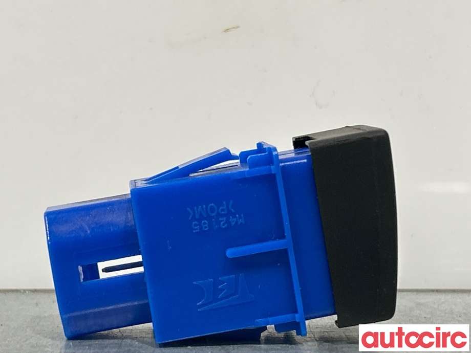 Bryter Antispinn til Isuzu D-Max 2017-2020 (Type II, Fase 2)  (ISUZU|8980580811)