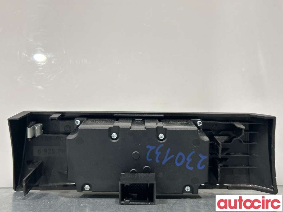 Bryter lys til BMW 5-Serie 2003-2010 (E60/E61) (E60/E61) (BMW|61316925252)
