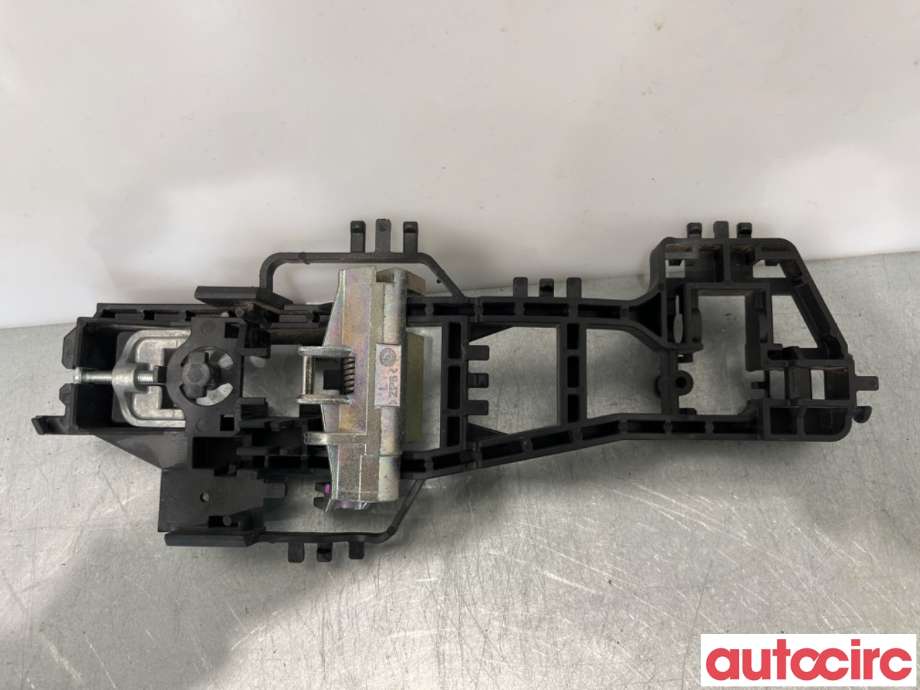 Dørhåndtak utv høyre foran til Ford Kuga 2008-2012 (Type I)  (FORD|1480205|)