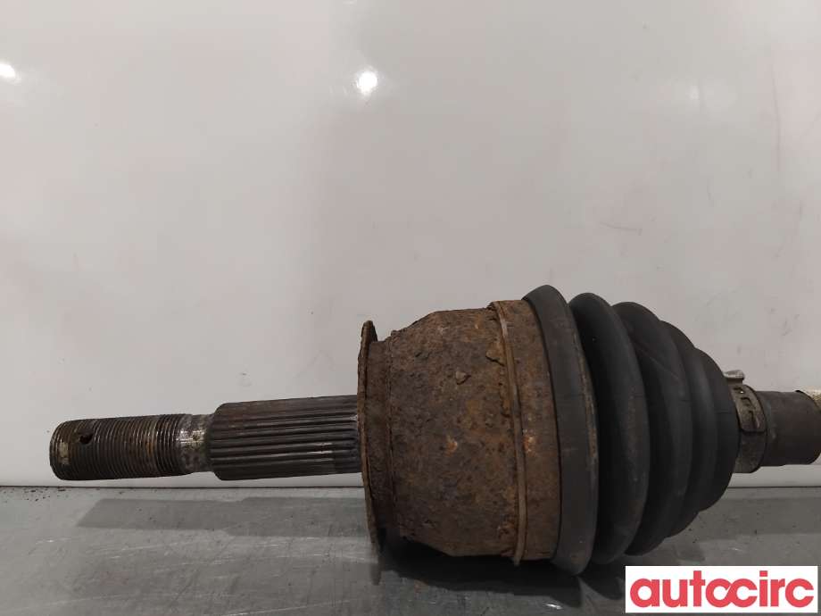 Drivaksel venstre foran til Nissan Navara 2016-->> (D23) (D23) (NISSAN|391004JA0B|)