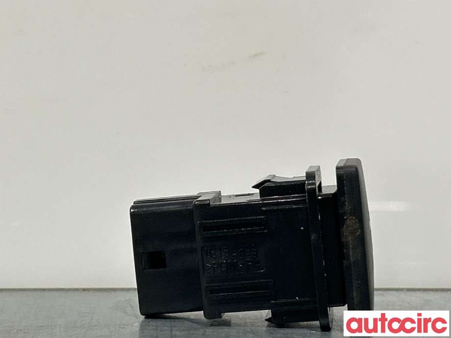 Bryter Antispinn til Toyota Yaris 2014-2020 (Type III, Fase 2)  (TOYOTA|8498802041)