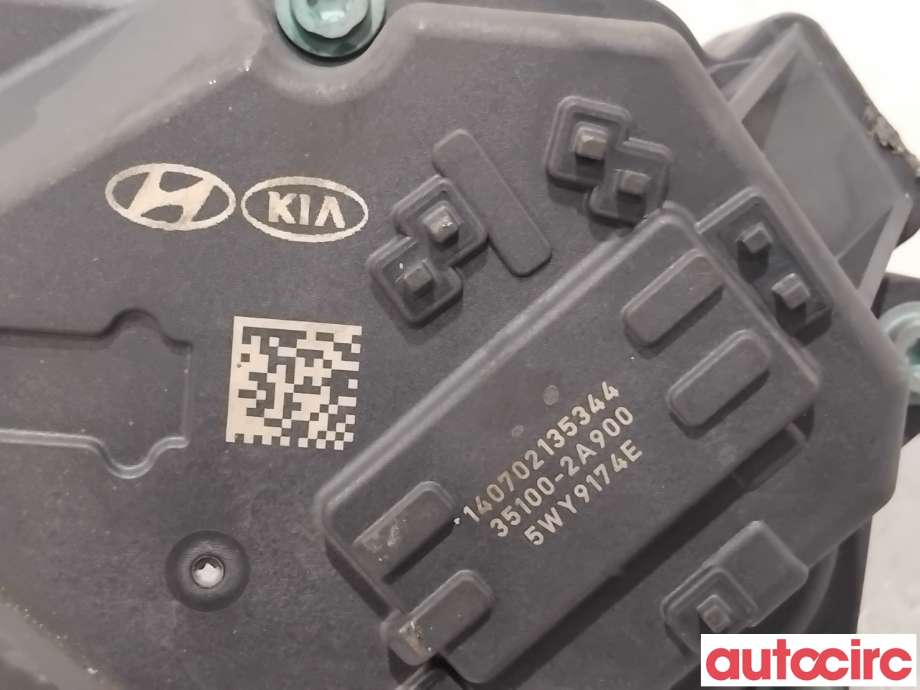 Spjeldhus til Kia Cee