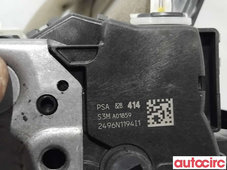 Låsekasse høyre til Peugeot Partner 2015-2019 (Type II, Fase 2)  (PEUGEOT|9137N8|PSA828414|)