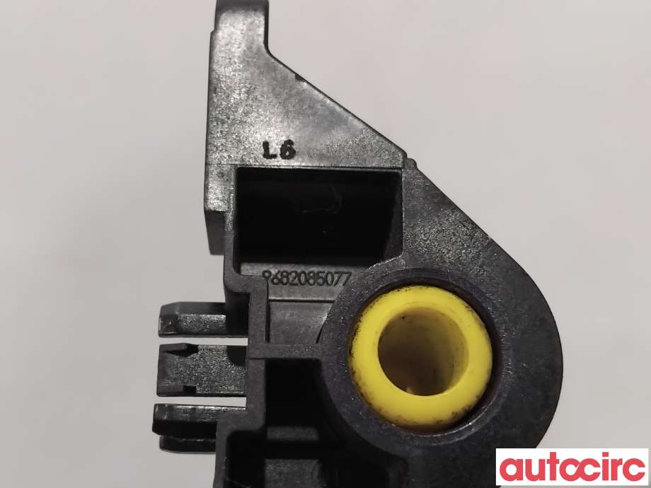 Dørstopper til Peugeot Partner 2015-2019 (Type II, Fase 2)  (PEUGEOT|8726X6||9682085077)