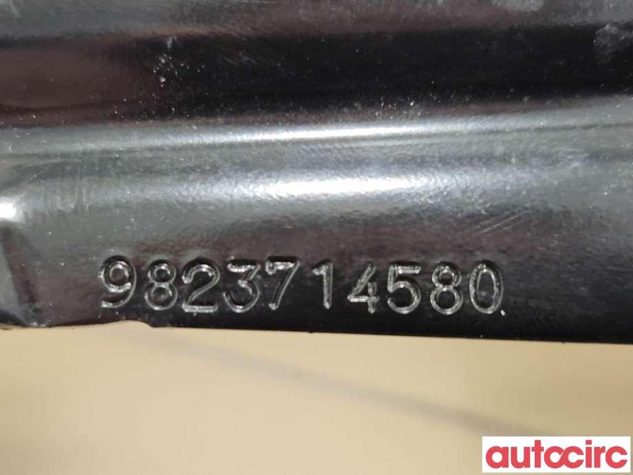 Diverse deler til Peugeot Expert 2016-->> (Type III)  (PEUGEOT|9823714580)