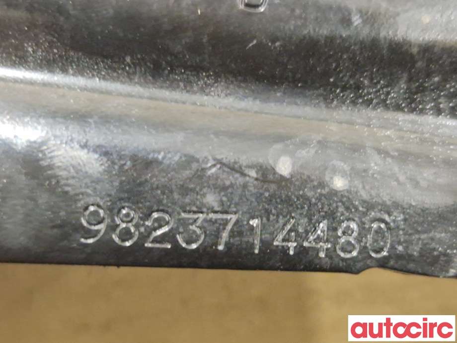 Diverse deler til Peugeot Expert 2016-->> (Type III)  (PEUGEOT|9823714480)