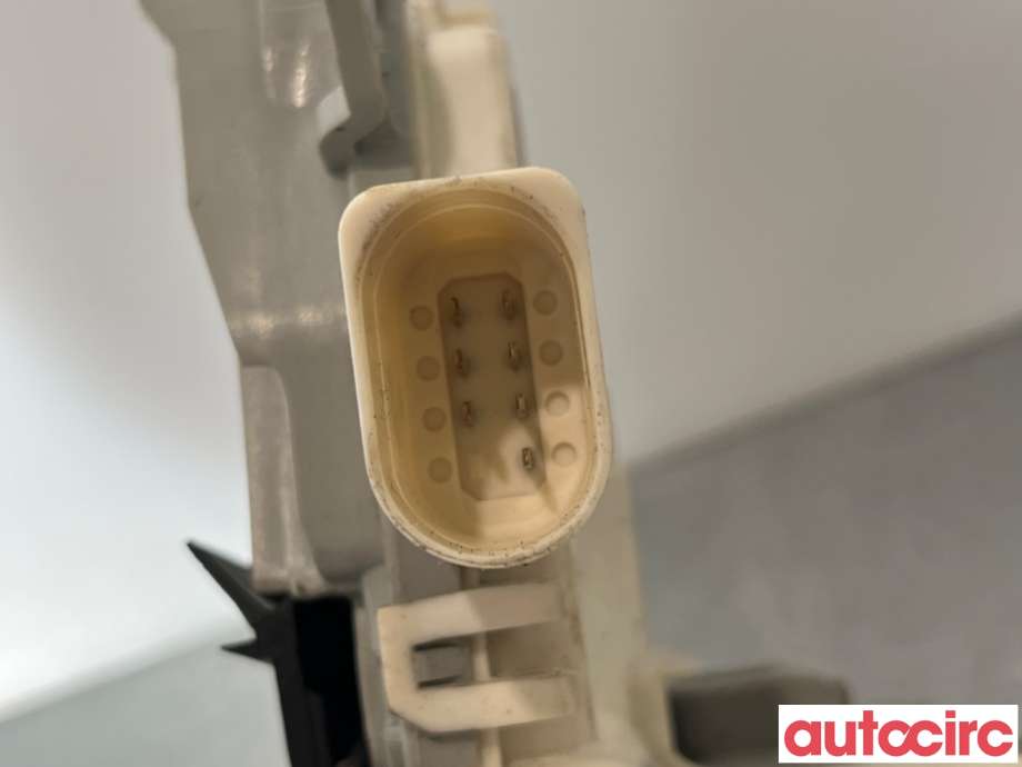Låsekasse venstre foran til Audi A4, Allroad 2009-2016 (Type I) (B8) (B8) (AUDI|8J1837015C||8J1837015E)