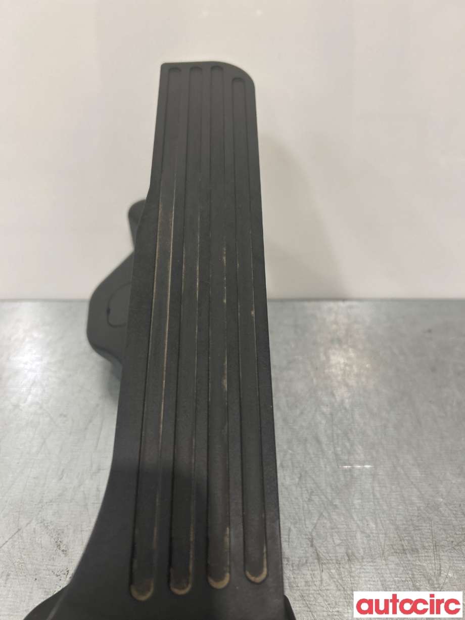 Pedal gass til VW Tiguan 2007-2011 (Type I, Fase 1)  (VOLKSWAGEN|1K1723503R)