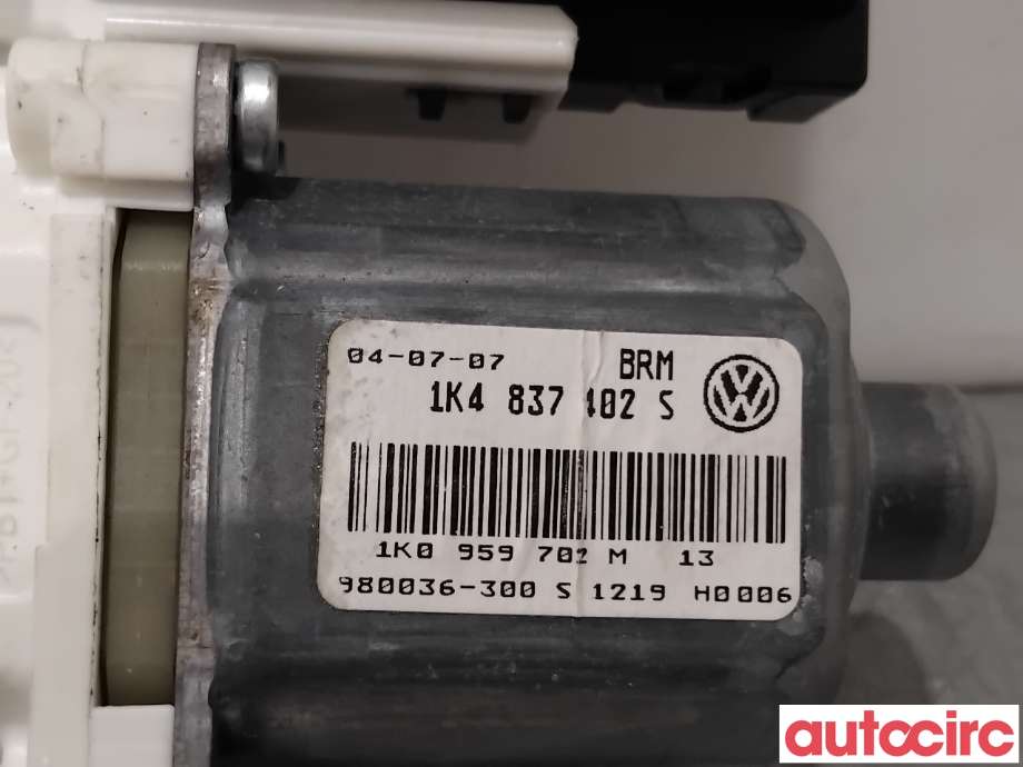 Ruteheis høyre foran til VW Golf V, Combi 2003-2008 (VOLKSWAGEN|1K0959702AG|0130822220|5K0959702A)