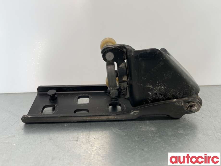 Diverse deler til Opel Vivaro B 2014-2019  (OPEL|93451865|93451715|777645238R)