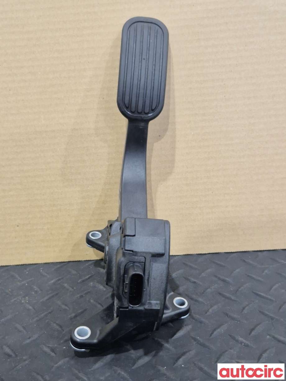 Pedal gass/brems/clutch til Toyota C-HR 2016-->>  (TOYOTA|78110F4022|78110F4020|78110-F4020)
