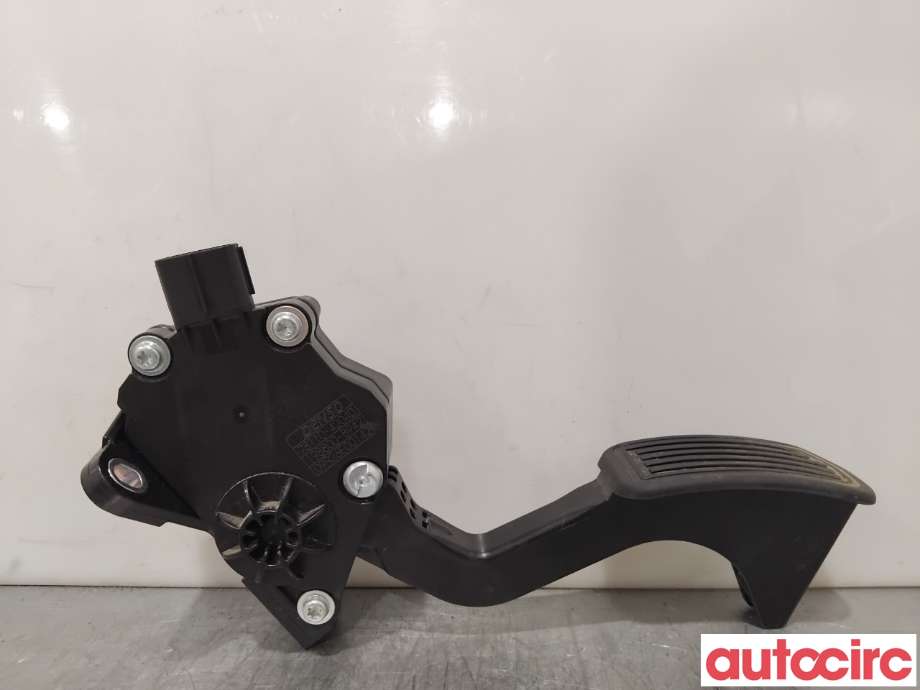 Pedal gass til Toyota RAV4 2013-2015 (Type IV, Fase 1)  (TOYOTA|7811042040|198800-8942|78110-42040)