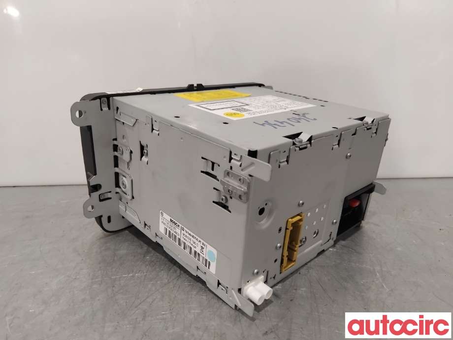 Bilstereo til VW Passat 2011-2015 (B7) (B7) (VOLKSWAGEN|3C8057190CX|7640208360|3C8035190C)