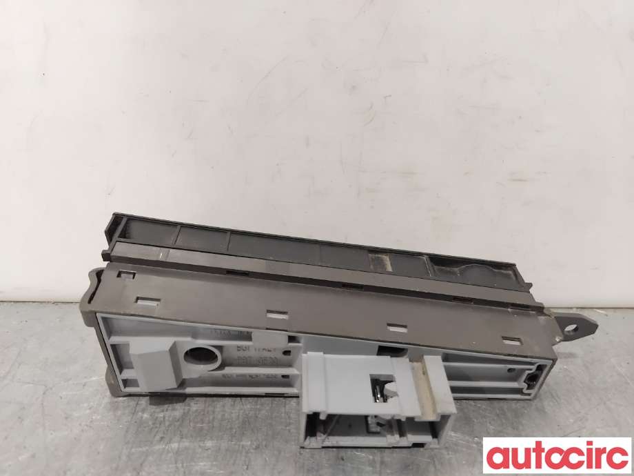 Bryter diverse til VW Passat 2011-2015 (B7) (B7) (VOLKSWAGEN|3AB927137D||3AB927137A)