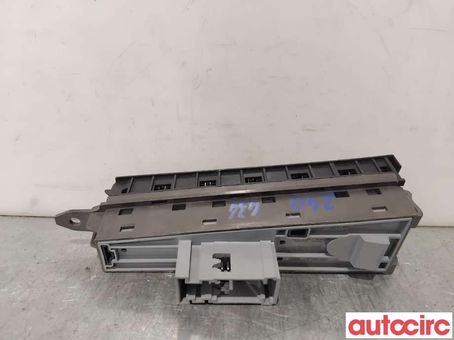 Bryter diverse til VW Passat 2011-2015 (B7) (B7) (VOLKSWAGEN|3AB927238BK||3AB927238K)