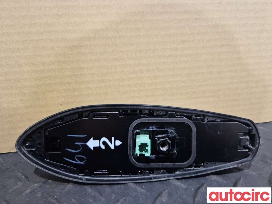 Antenne forsterker til Toyota C-HR 2016-->> (TOYOTA|86300F4060)